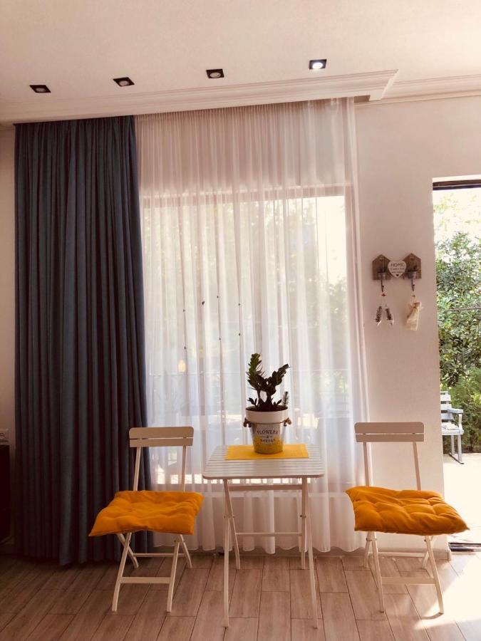 Sweet Apartment In Kutaisi Luaran gambar