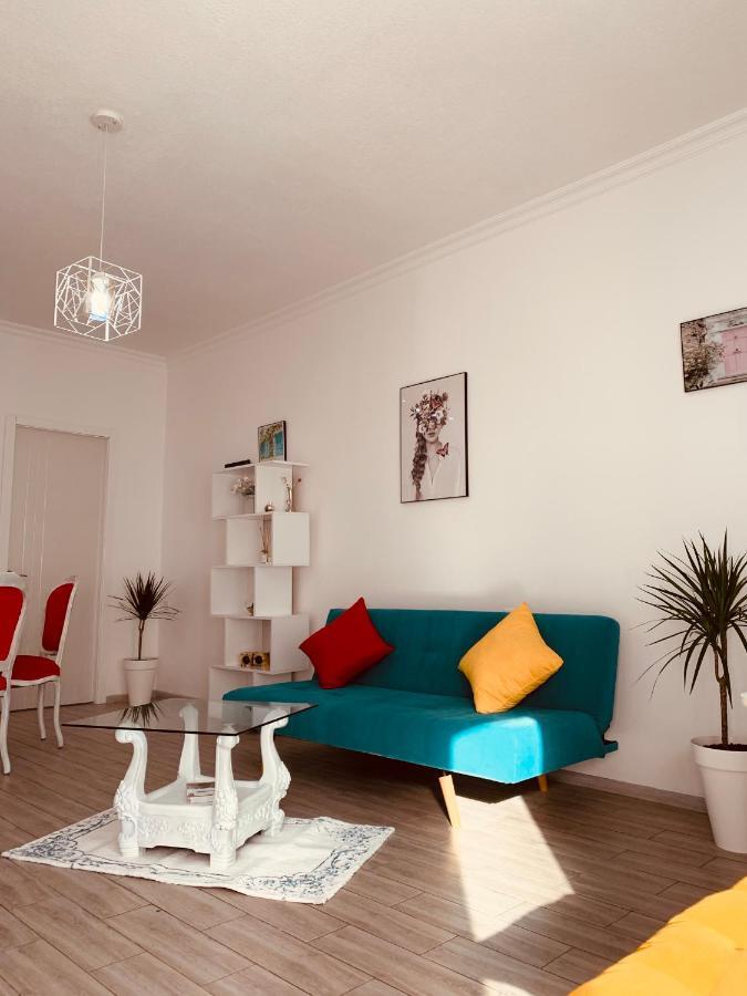 Sweet Apartment In Kutaisi Luaran gambar