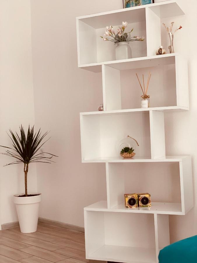 Sweet Apartment In Kutaisi Luaran gambar