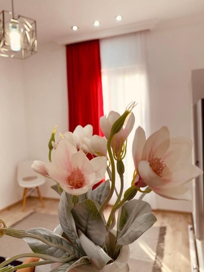 Sweet Apartment In Kutaisi Luaran gambar