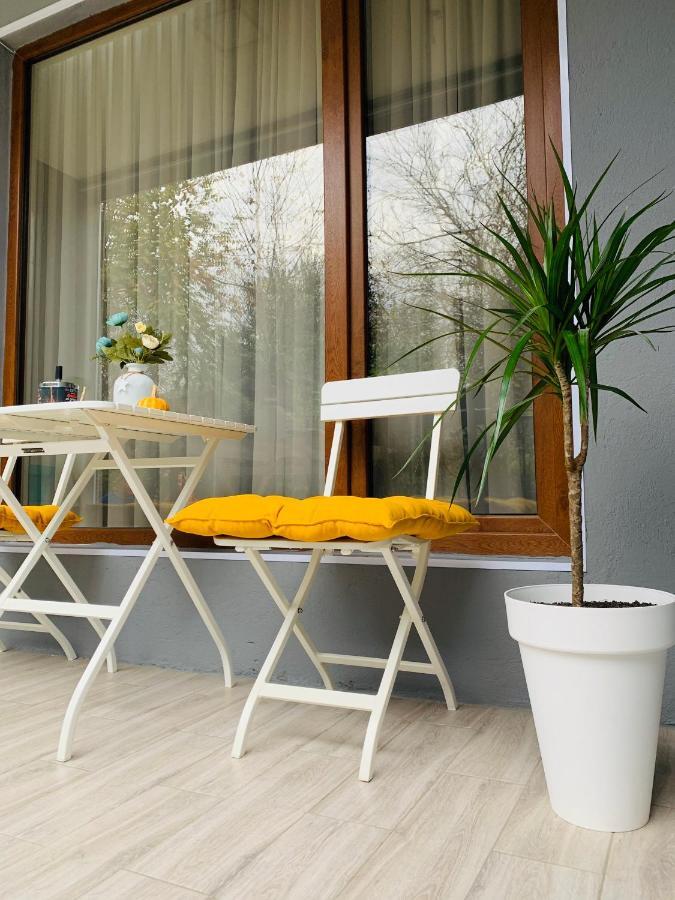 Sweet Apartment In Kutaisi Luaran gambar