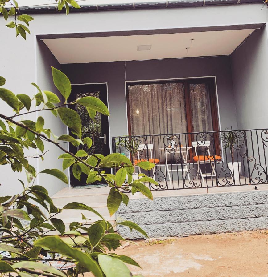 Sweet Apartment In Kutaisi Luaran gambar